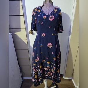 Boden Emilie Floral Dress Flutter Sleeve Size 12P